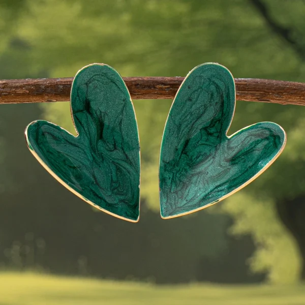 Se739b3a441a04526b9e5afec6515e264m.webp Sculpted Heart Statement Earrings