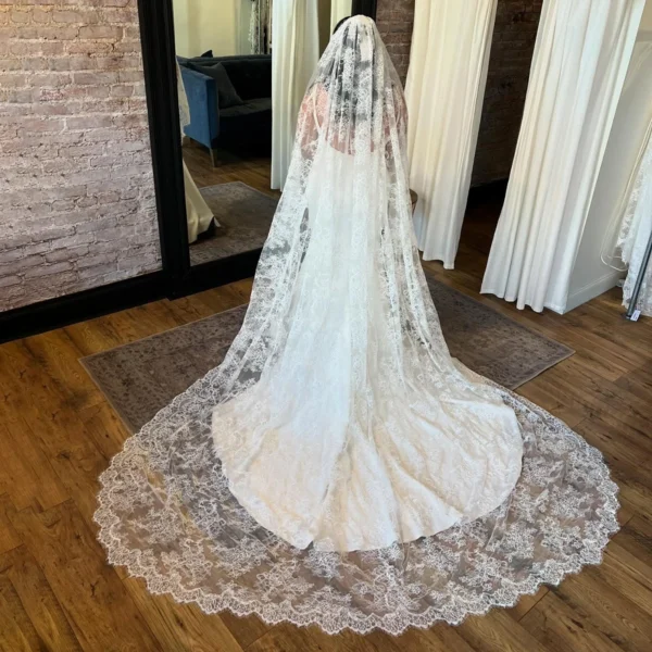 Heirloom Romance Lace Veil