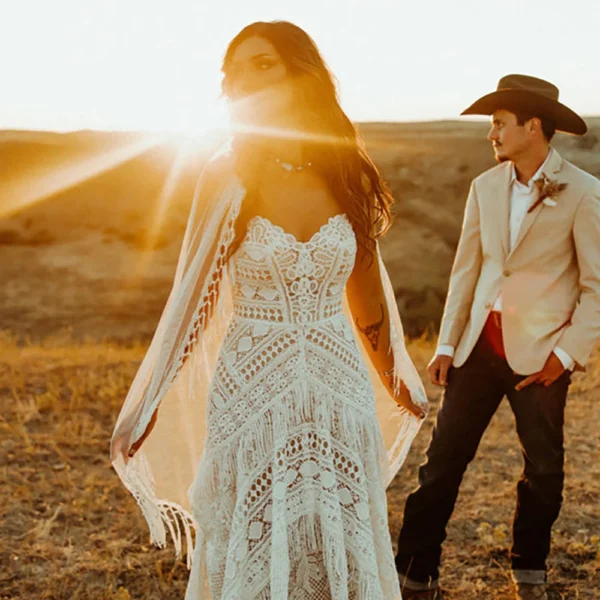 The Renegade Veil — Western Wedding Veil with Fringe Trim