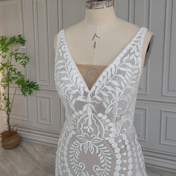 White Leafy Lace Gown White Leafy Lace Gown