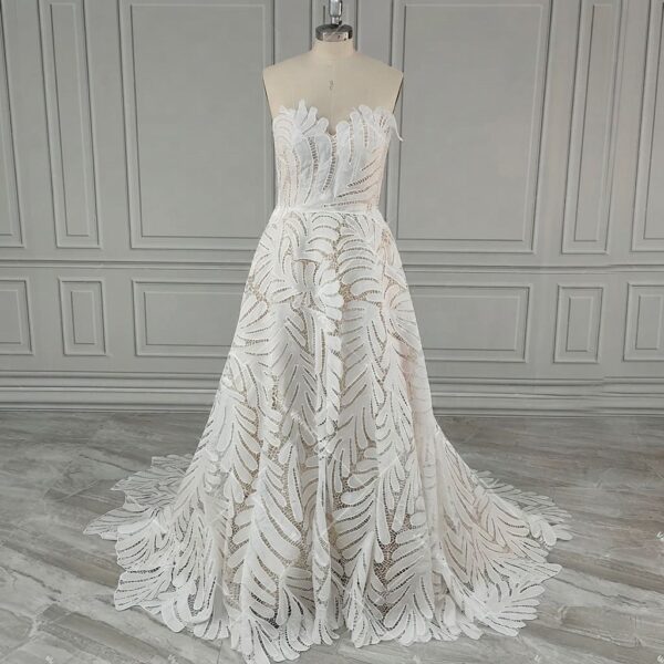 White Leaf Lace Wedding Gown White Leaf Lace Wedding Gown