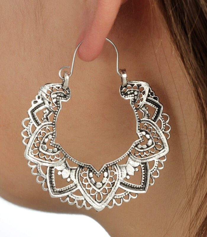 H06cf41ae335b4e5db1e5b55442d7ce70M Spirit and Rebel Vintage Silver Boho Earrings