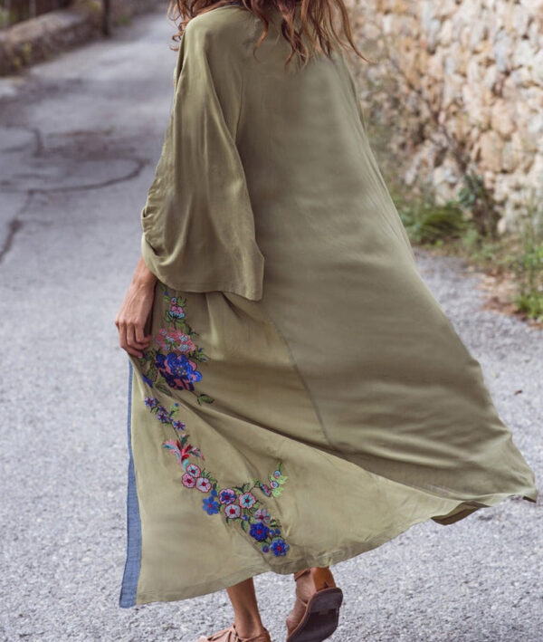 H84f7a6249fb5456982b6aa977a4d0fe0V Wanderlust Boho Half Sleeve Kimono Beach Cover Up