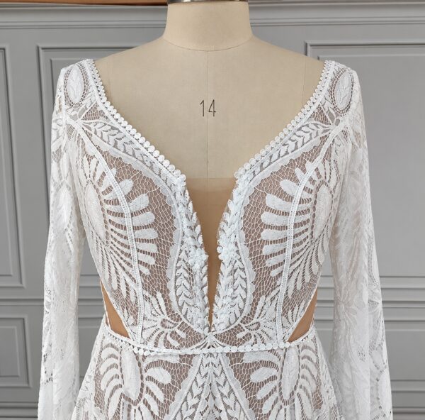 photo_1790338624_2548 Wild Coast Lace Wedding Dress