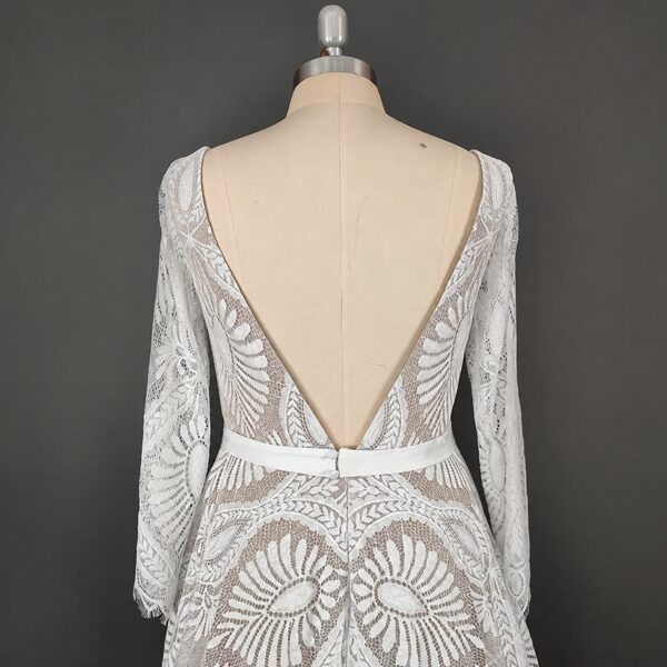 photo_1790338626_997 Wild Coast Lace Wedding Dress